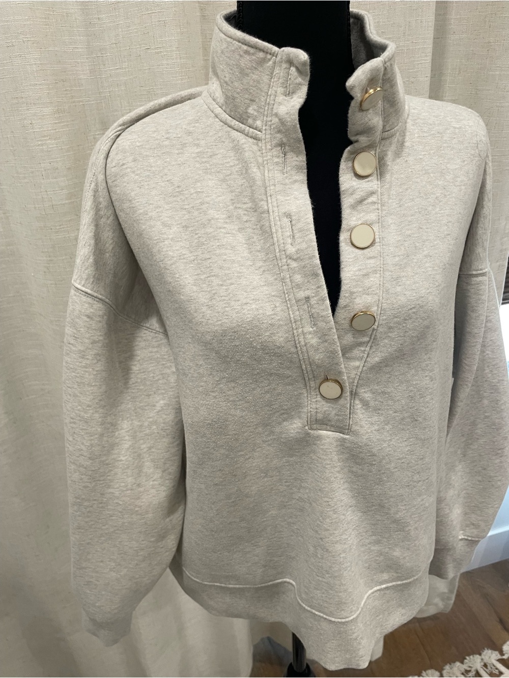 Women's Cream Button-Front Mock Neck Sweatshirt